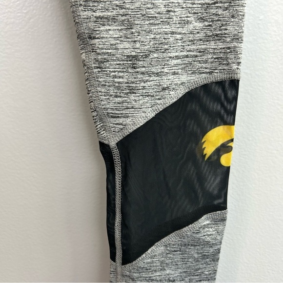 NWT Zoozatz NWT Williams Iowa Vitalize Hawkeye Leggings Size Small - Picture 6 of 11